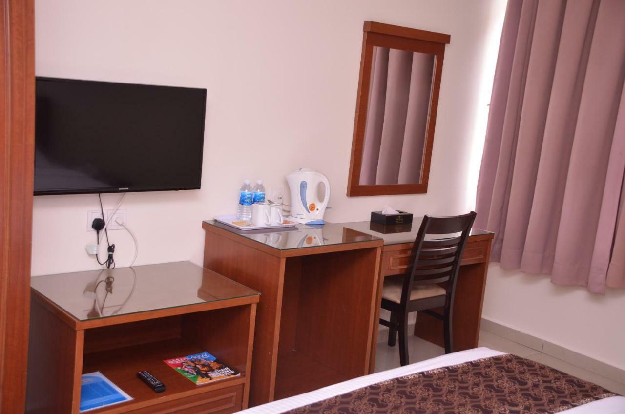 Hotel Palm Inn Баттерворт Екстер'єр фото